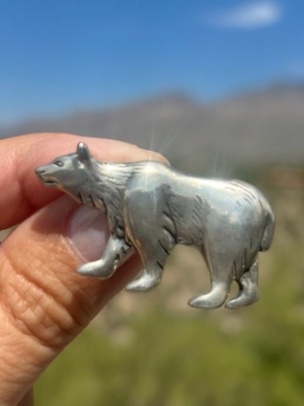 NAVAJO Glenn & Irene Sandoval Designer STERLING Bear Etched BROOCH